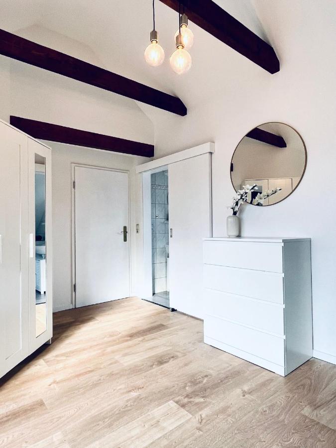 Cityapartment-Smarttv-Kitchen-Car Parking Space-Wlan Erfurt Buitenkant foto